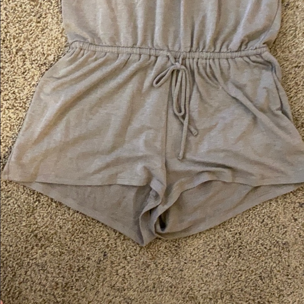 Super comfy brown romper - Picture 3 of 4